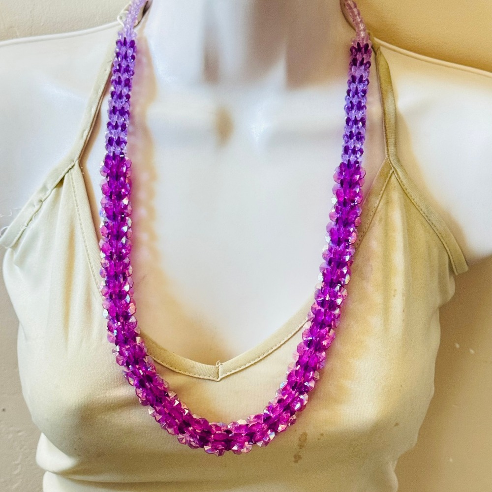 VTG Retro‎ 60s Lucite beaded necklace Purple magenta beads Statement chunky 13"L